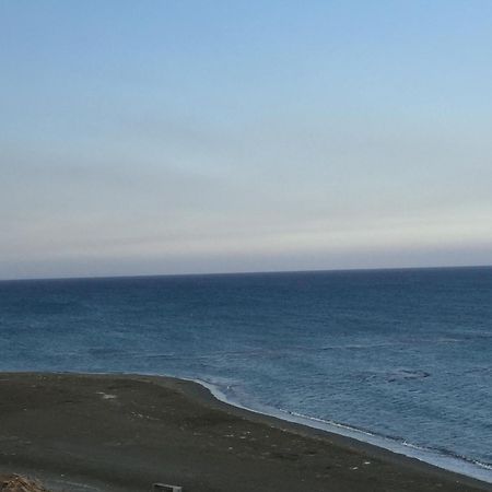 The Mediterranean Sea At Your Doorstep!! Meneou Bagian luar foto